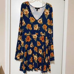 Forever 21 floral bell sleeve skater dress